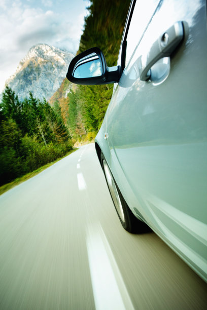 开车去山图片下载