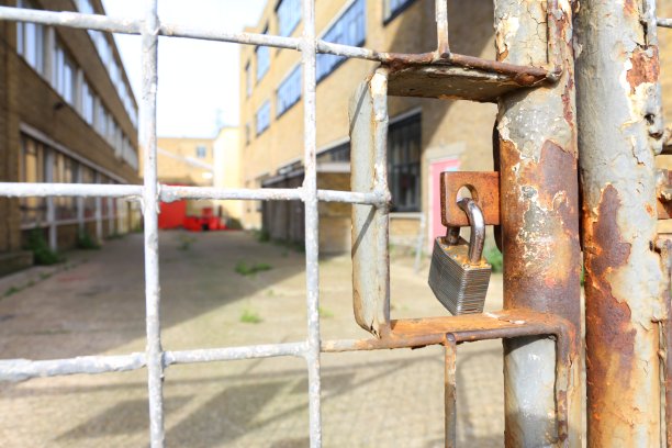 工厂大门。图片下载