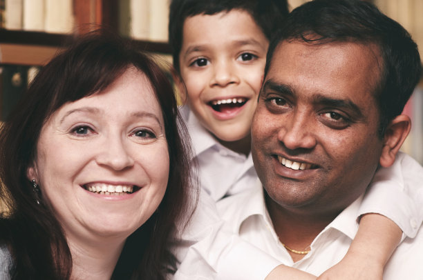 幸福的家庭图片下载