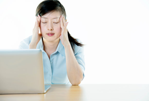 疲惫的女人图片下载