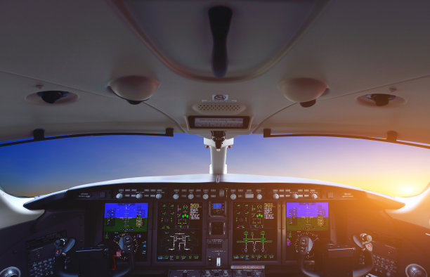 飞机驾驶舱图片下载