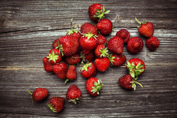 草莓的背景素材图片