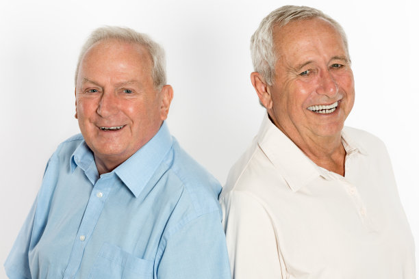 两位男人图片下载