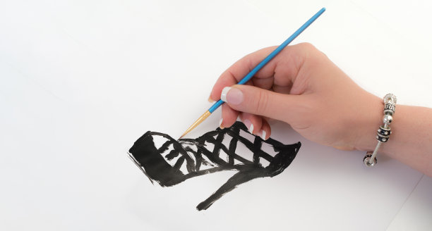 笼泵创意时装素描图片下载