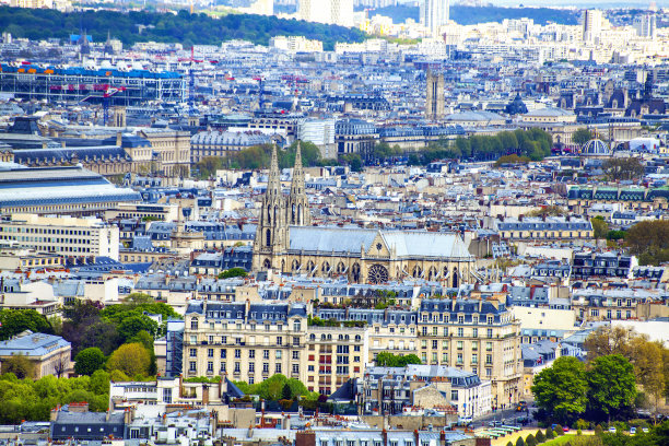 圣克洛蒂尔德和瓦莱尔教堂在巴黎图片下载