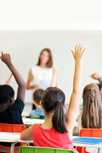 教室里的学生图片下载