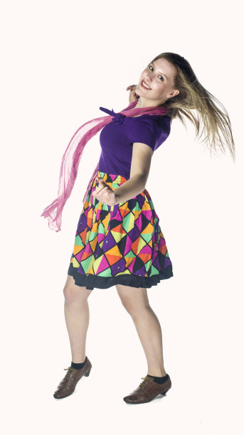 玩得开心图片下载