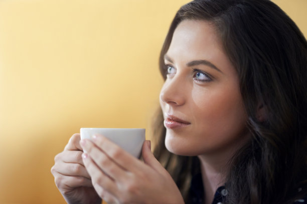 咖啡和沉思图片下载