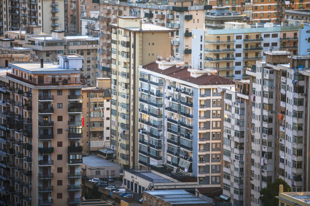 城市建筑。巴勒莫,西西里岛。图片下载