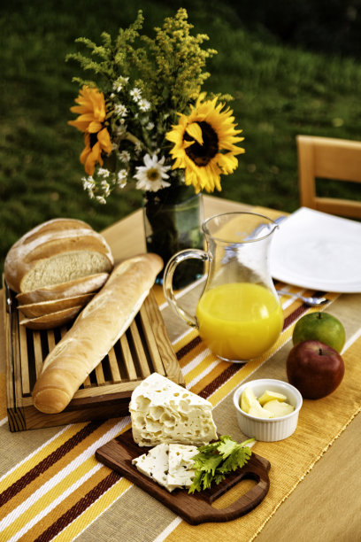 早餐在户外图片下载