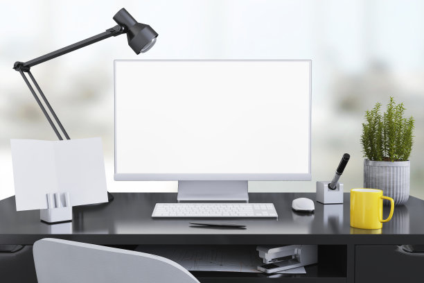 办公桌上的大型PC显示器图片下载