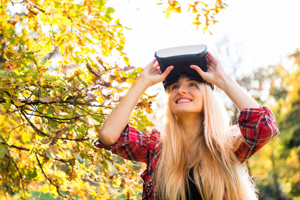 享受虚拟现实模拟器图片下载