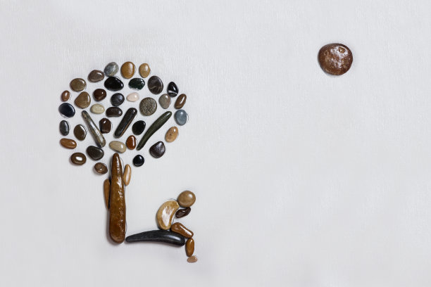 人类思考的卵石艺术图片下载