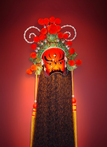 红色背景的中国传统戏曲脸谱素材图片