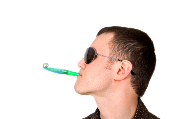 一个有趣的年轻人的肖像图片下载