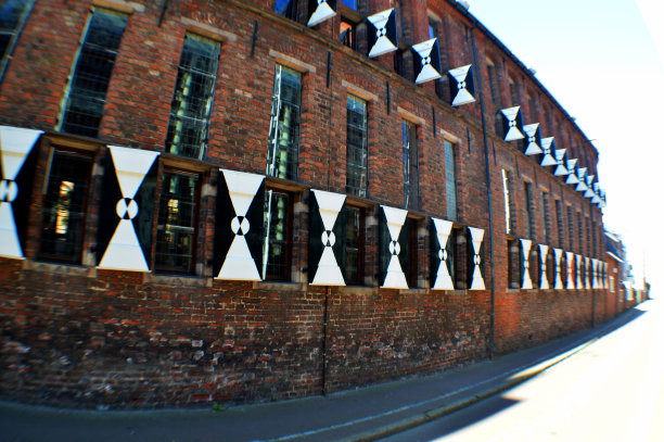 荷兰格罗宁根的一排百叶窗图片下载