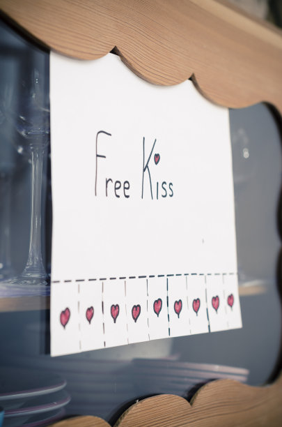 免费的吻图片下载