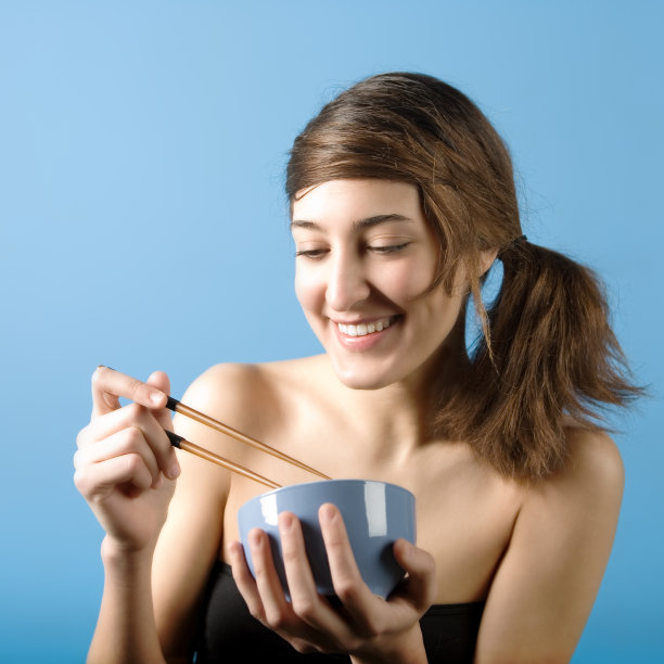 用筷子吃图片下载