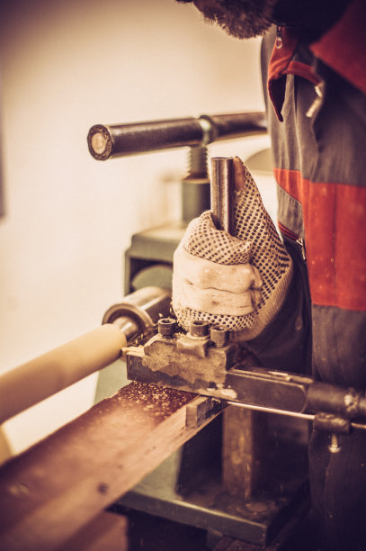 木匠工作的伍德特纳，特写图片下载
