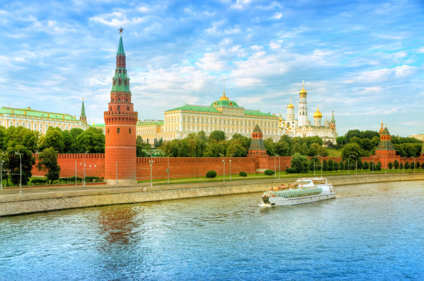 日落时分的莫斯科城市景观图片下载