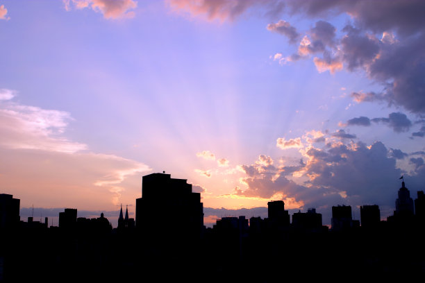 城市的黎明图片下载