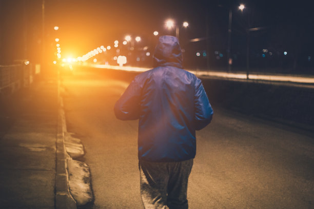 晚上慢跑图片下载