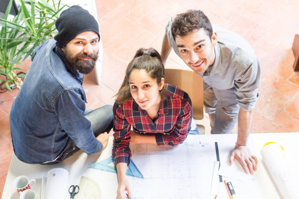 一起做项目的大学同学图片下载