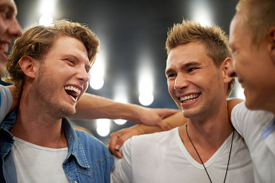 这是最棒的夜晚!图片下载