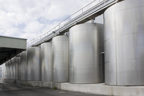 不锈钢坦克素材图片