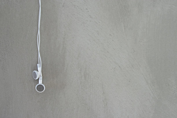 耳机和混凝土图片下载