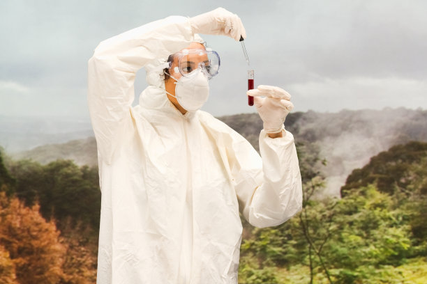 科学家采集血液样本图片下载