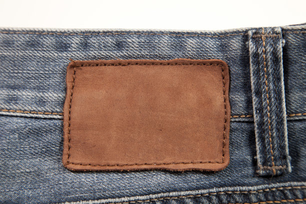 皮革的牛仔裤品牌图片下载