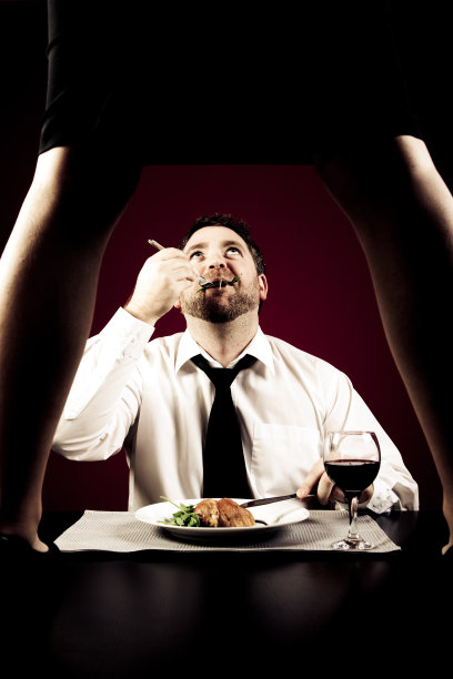 两人桌图片下载