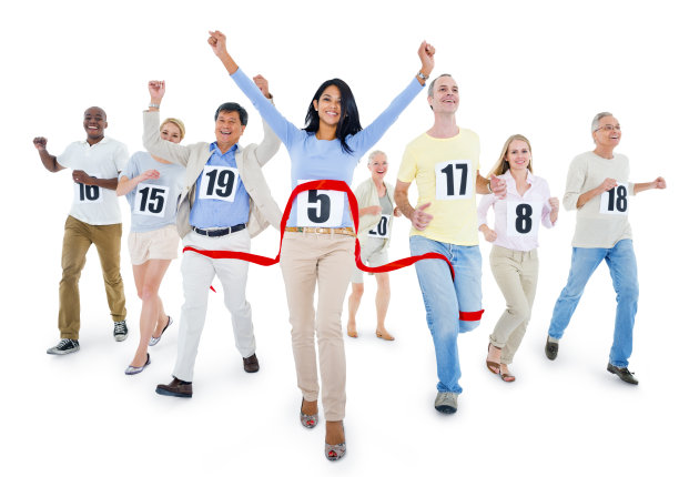 人们用红丝带完成比赛图片下载