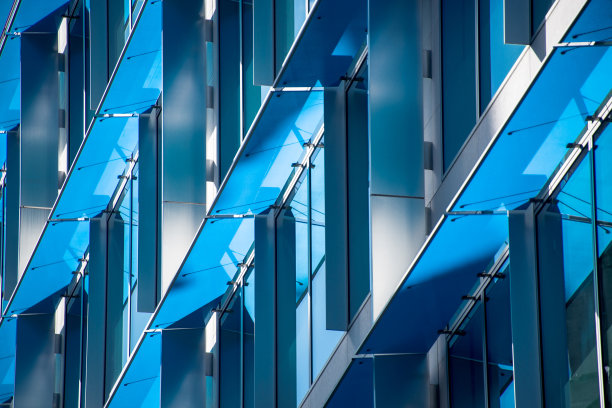 蓝色的办公大楼图片下载