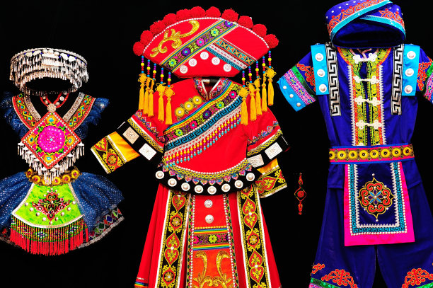 壮族的衣服图片下载