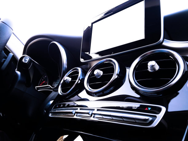 现代汽车面板，按键启动和多媒体系统图片下载