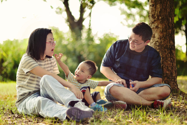 一家人图片素材ID：150070900