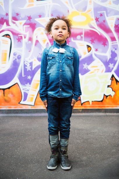 很酷的孩子图片下载