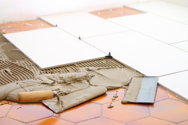 在旧瓷砖上铺瓷砖图片下载