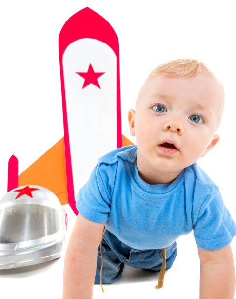 第一个独立航行图片下载