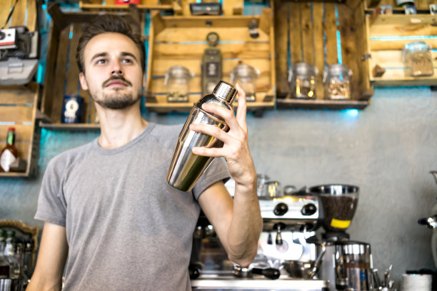 做鸡尾酒素材图片