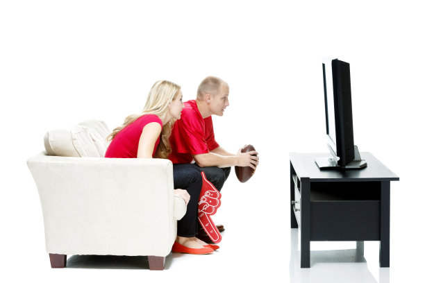 两个足球迷在看电视图片下载