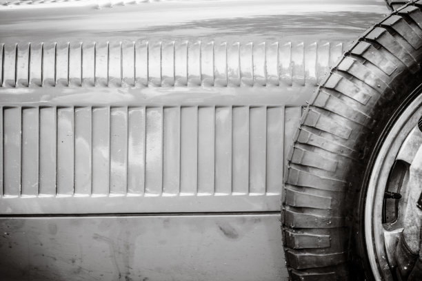 复古赛车细节在黑色和白色图片下载