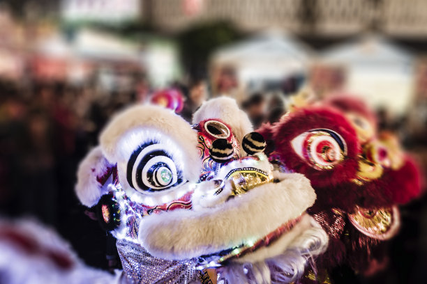 春节期间舞狮图片下载