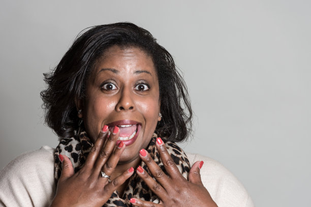 中年非洲裔妇女图片下载