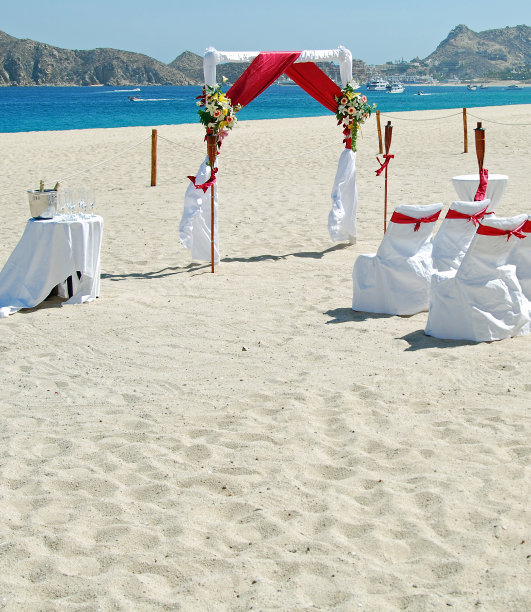 沙滩上的婚礼图片下载
