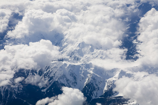 山和云图片下载