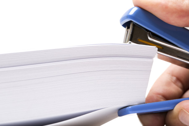 太多的纸。图片下载