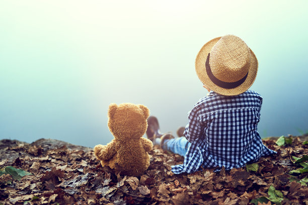 他有个穿着泰迪的朋友图片下载